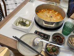 -喃喃椰·糟粕醋·椰子鸡火锅(七堡花园店)