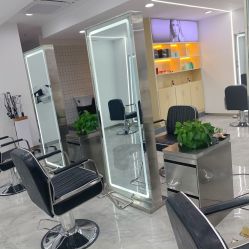 -Coo Hair salon