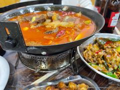 -江城燕子大排档(江汉路步行街店)