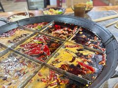 -正南齊北重庆老火锅(光华村直营店)