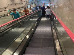 -红土地(地铁站)