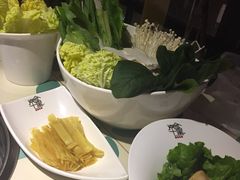 -南城十里潮汕鲜牛火锅·鲜虾生滚粥(融汇老商埠店)