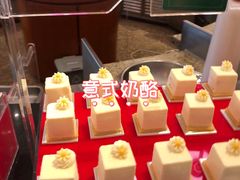 -咖啡苑自助餐厅·中国大饭店