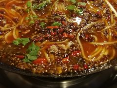 -鸿顺老铁锅美蛙鱼府(解放碑店)