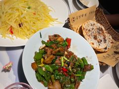 -松沪名灶·豆浆鱼头·新上海菜(飞航吾悦广场店)