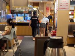 -胡须佬鸡煲四季火锅店(石厦西村直营店)