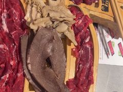 -宴全牛粤来越牛潮汕鲜牛肉火锅(海州万达广场店)