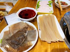 -成都玉林串串香火锅(三八店)