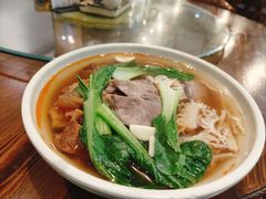 -谢大牛馆·中式卤牛排(老店)