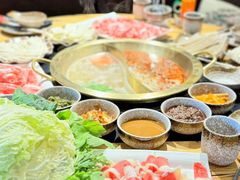 -顶顶汤火牛排火锅·经典铜锅涮肉