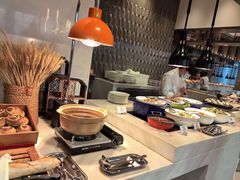 -飨食汇全日制餐厅·昆山皇冠假日酒店(九方店)