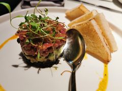 牛肉塔塔配牛油果黑橄榄酱-Solo(衡山路店)