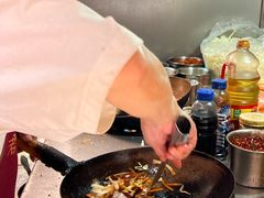 -老婆婆炒饭(小白楼1902欧式风情街店)