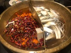 -沸炉重庆老火锅(军事博物馆店)