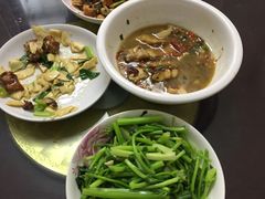 -始兴县农家小院餐馆