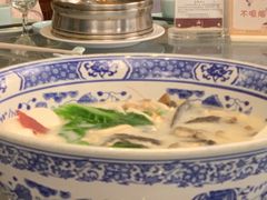 极品鱼头皇-山外山菜馆(玉泉路店)