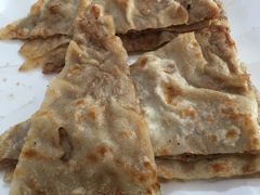 -溢心园香河肉饼总店