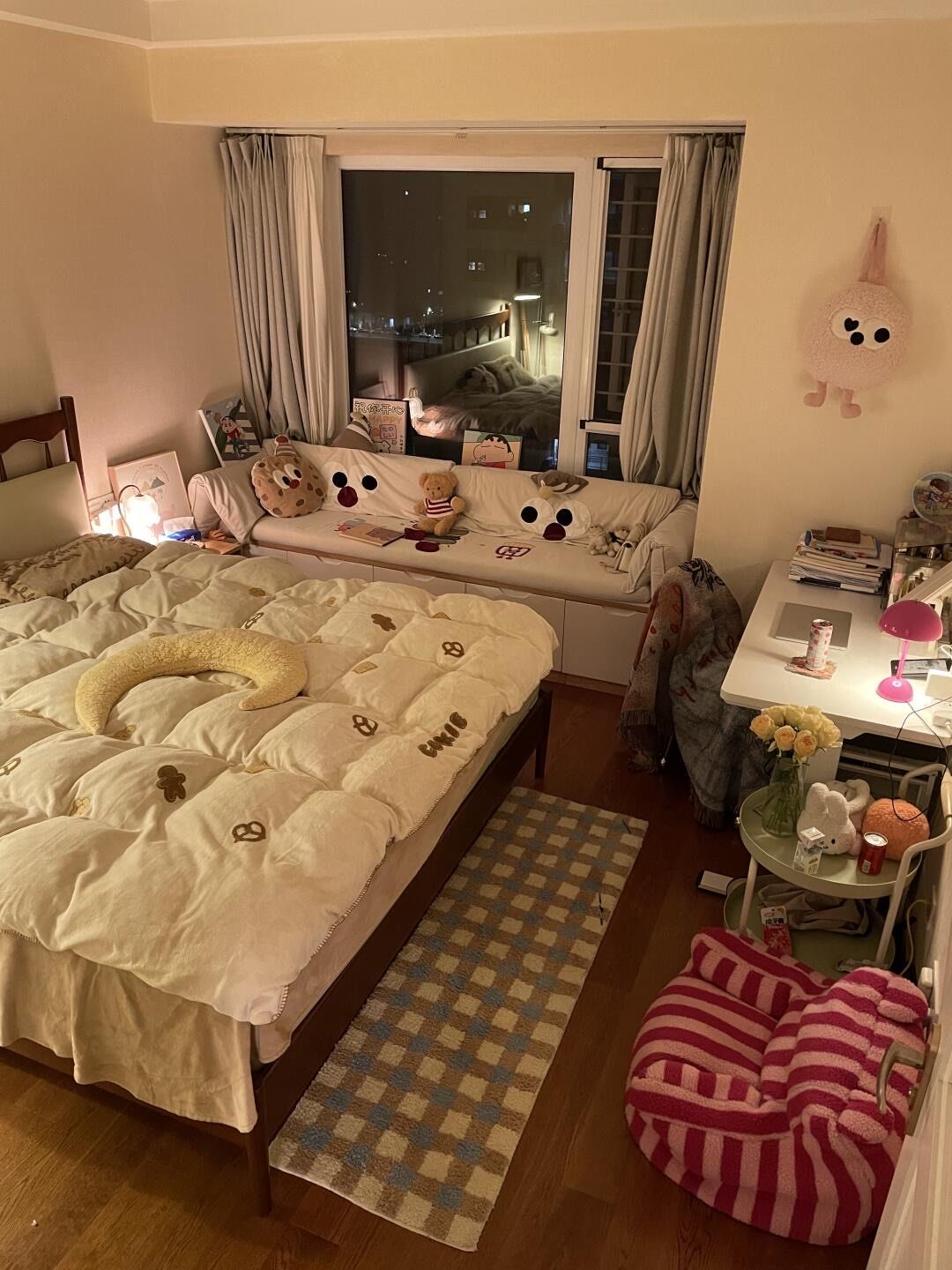 夜晚的小房间好好宅🏠