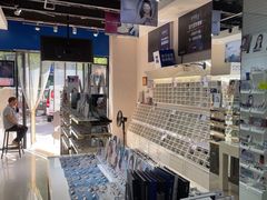 -诺柯视眼镜-蔡司依视路官方工厂店(淞南一店)