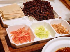 薄脆京酱肉丝-小吊梨汤·北京菜·烤鸭(鸟巢店)