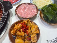 -卤校长老火锅(杨家坪直营店)