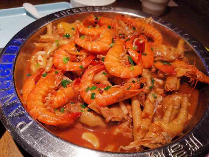 胖哥俩肉蟹煲(萧山旺角城店)-"听朋友说起还不错就去尝试了一下,口味