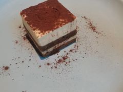 -必胜客(WOW中心城店)