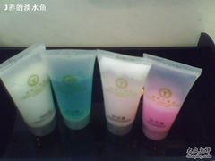 用剩的沐浴露，还给我们用-上海唐朝酒店