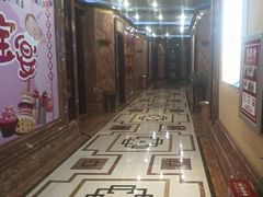 -皇宫大酒店
