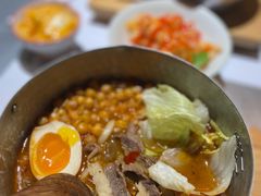 肥牛热辣线食-火山屋台(新街口店)