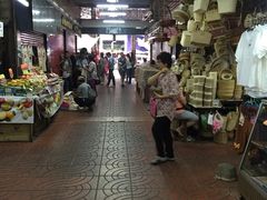 -瓦洛洛传统市场