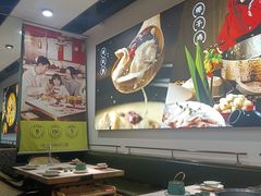 -洪氏嗨捞·猪肚鸡火锅(阳光天地店)