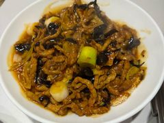 鱼香锅巴肉丝-刘胖子家常菜·蹄花焖藕(中南店)