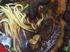 -小龙大肉面馆