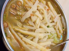 -卓雅桂林米粉