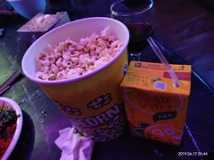 -皇马纯KTV·量贩·聚会(民治店)