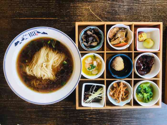 王四酒家(兴福街店)-"周末,一群老同学们约了去常熟玩.因王四酒.