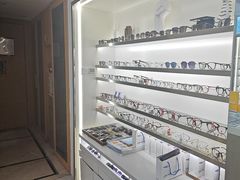 -视野联行眼镜·蔡司·尼康战略合作店(城西银泰店)