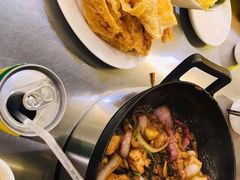 -胡须佬鸡煲四季火锅店(石厦西村直营店)