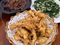 -胡子饮食店