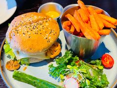 -bluefrog蓝蛙(恒隆广场店)