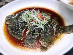 -南京悦客假日酒店