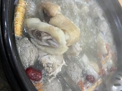 -濠轩阁特色生蚝火锅(水湾路店)
