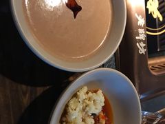 -老牌坊云南鱼豆花火锅(哈西万达店)