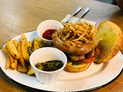 -HELLO 27 意面·沙拉·帕尼尼