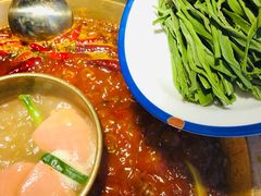 -王婆乔鲜鱼自助火锅(蜀汉路店)