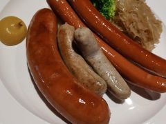 -LENBACH兰巴赫西餐啤酒坊(大连东港店)