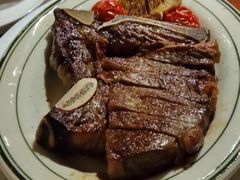 -MONICH牛排融合餐厅(和义大道购物中心店)