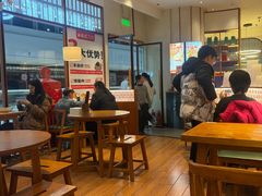 -诚铭记·虾仁汤包·成都小吃(融创店)