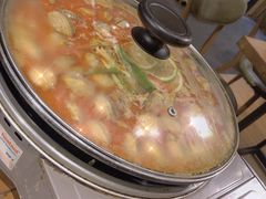 冬阴功汤-烧货·活海鲜炭烧(湖滨商业街店)